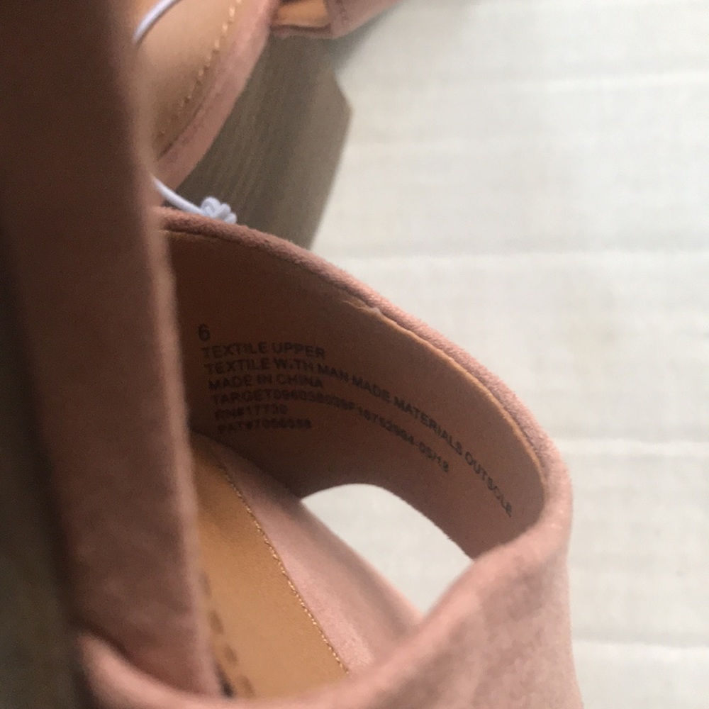 NWT Universal thread Megan blush wedge sandals - Picture 7 of 8